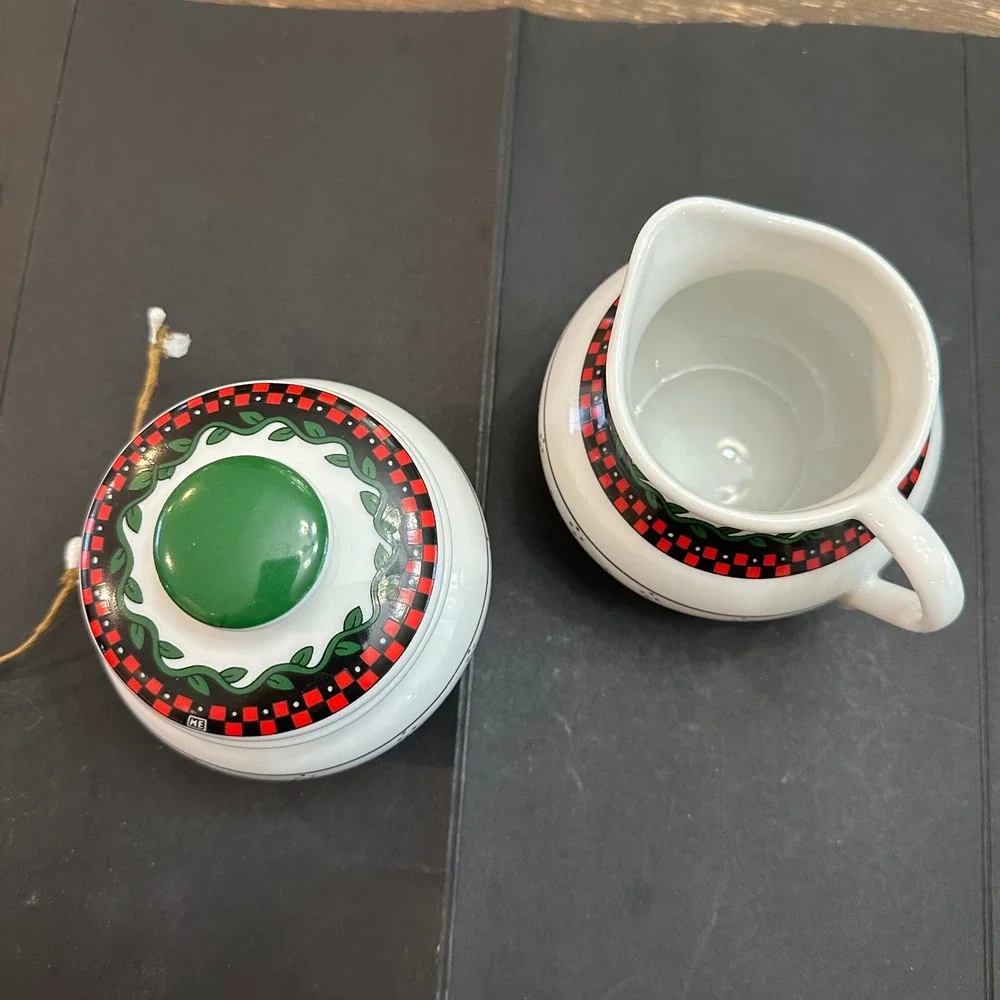 Mary Engelbreit‎ Christmas Creamer and Sugar Bowl Set Vintage